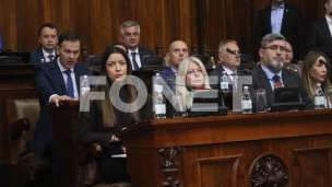Studenti da naprave otklon